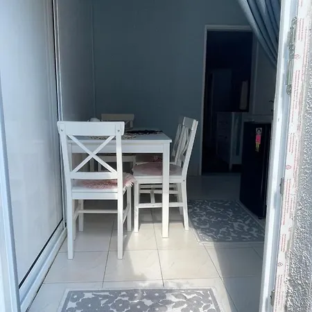 Garsoniera La Casa *