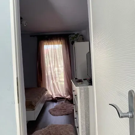 Garsoniera La Casa *